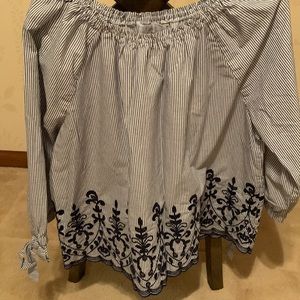 Women’s Time and Tru Blouse Navy/White XL (16-18)